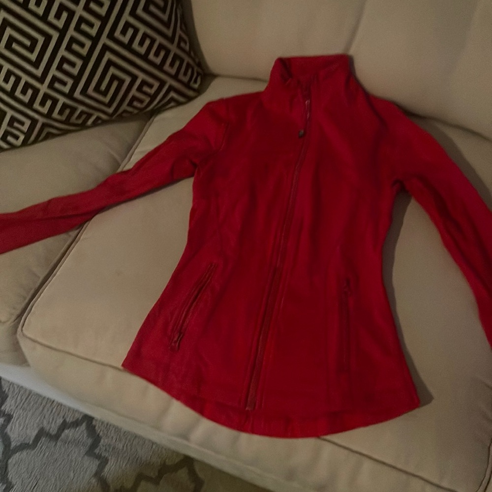 Lululemon exercise jacket size 2